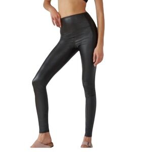 Aritizia Wilfred Free Faux Leather High Rise Daria Leggings Size Medium